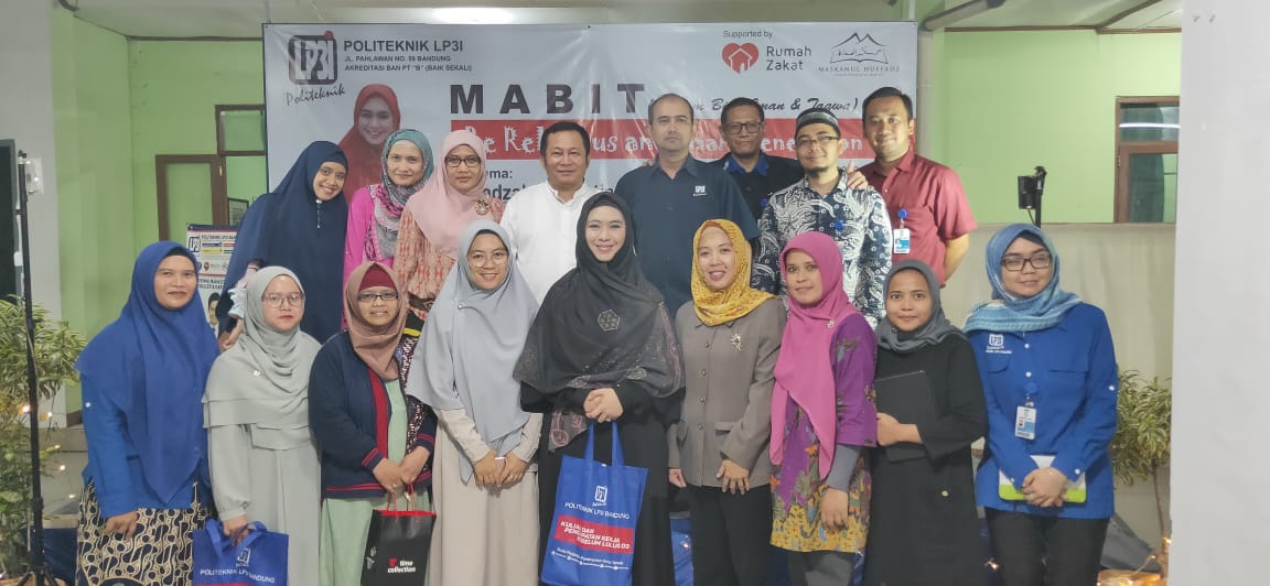 KEGIATAN MALAM BINA IMAN dan DAKWAH (MABID) di POLITEKNIK LP3I BANDUNG