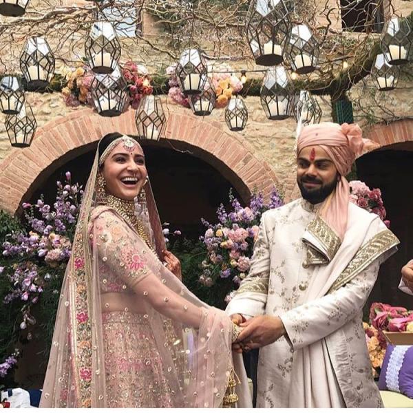 Actress Anushka Sharma and Virat Kohli's Wedding Photos ...