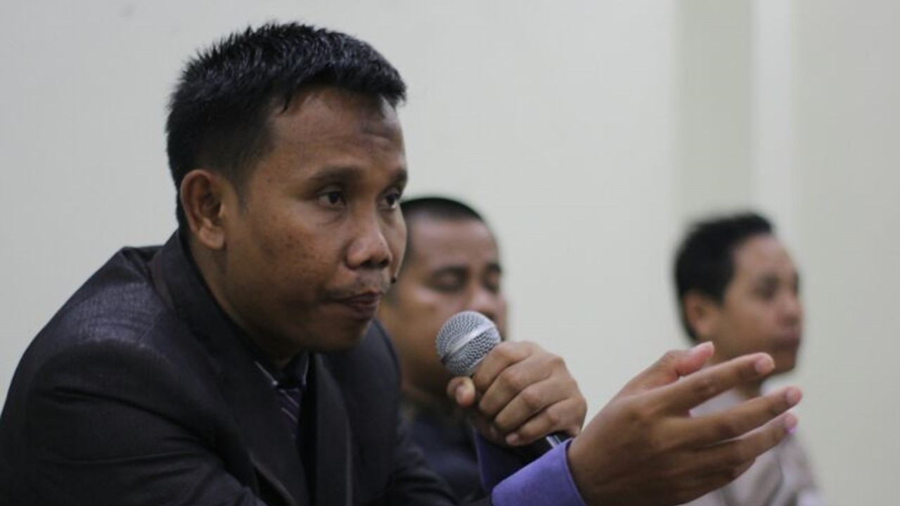 Hasil gambar untuk ahmad khozinudin