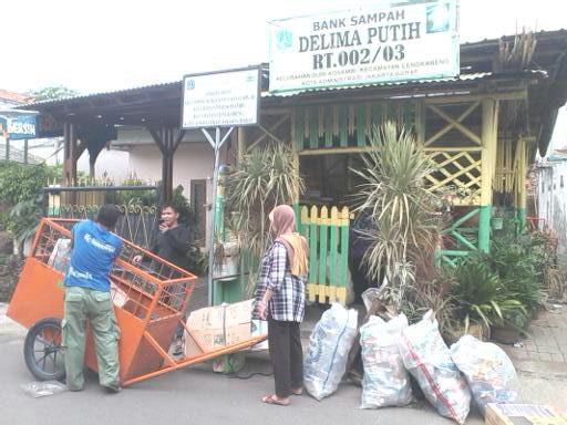 Pay Upay Proposal Pengelolaan Sampah Berbasis Masyarakat