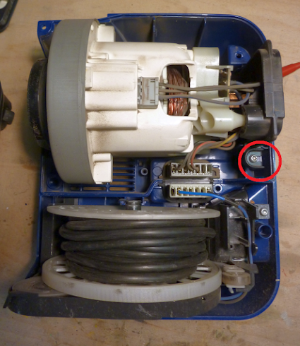 Hart gelötet!: Reparatur Miele Electronic 3800 Staubsauger