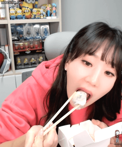 복스럽게 먹는 즙끼리 즙신영 박신영 아나운서 - 꾸르