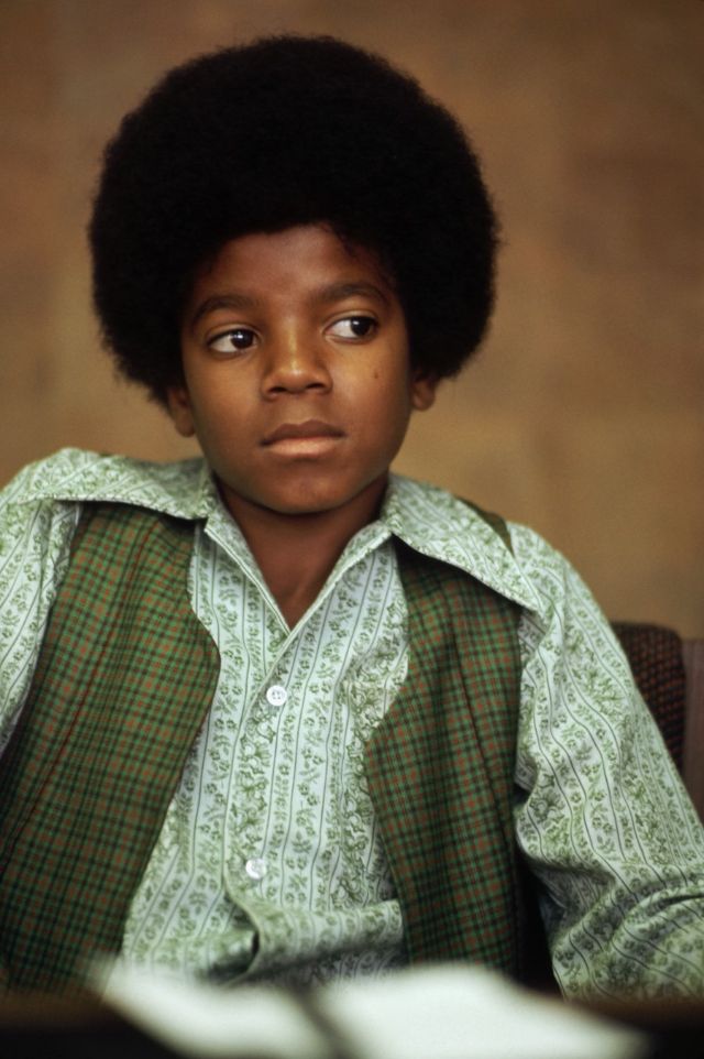 30 Adorable Color Photographs of Michael Jackson as a Teenager in the
