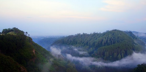 4 Pemandangan Indah di Bandung untuk Pecinta Alam 4 Pemandangan Indah di Bandung untuk Pecinta Alam