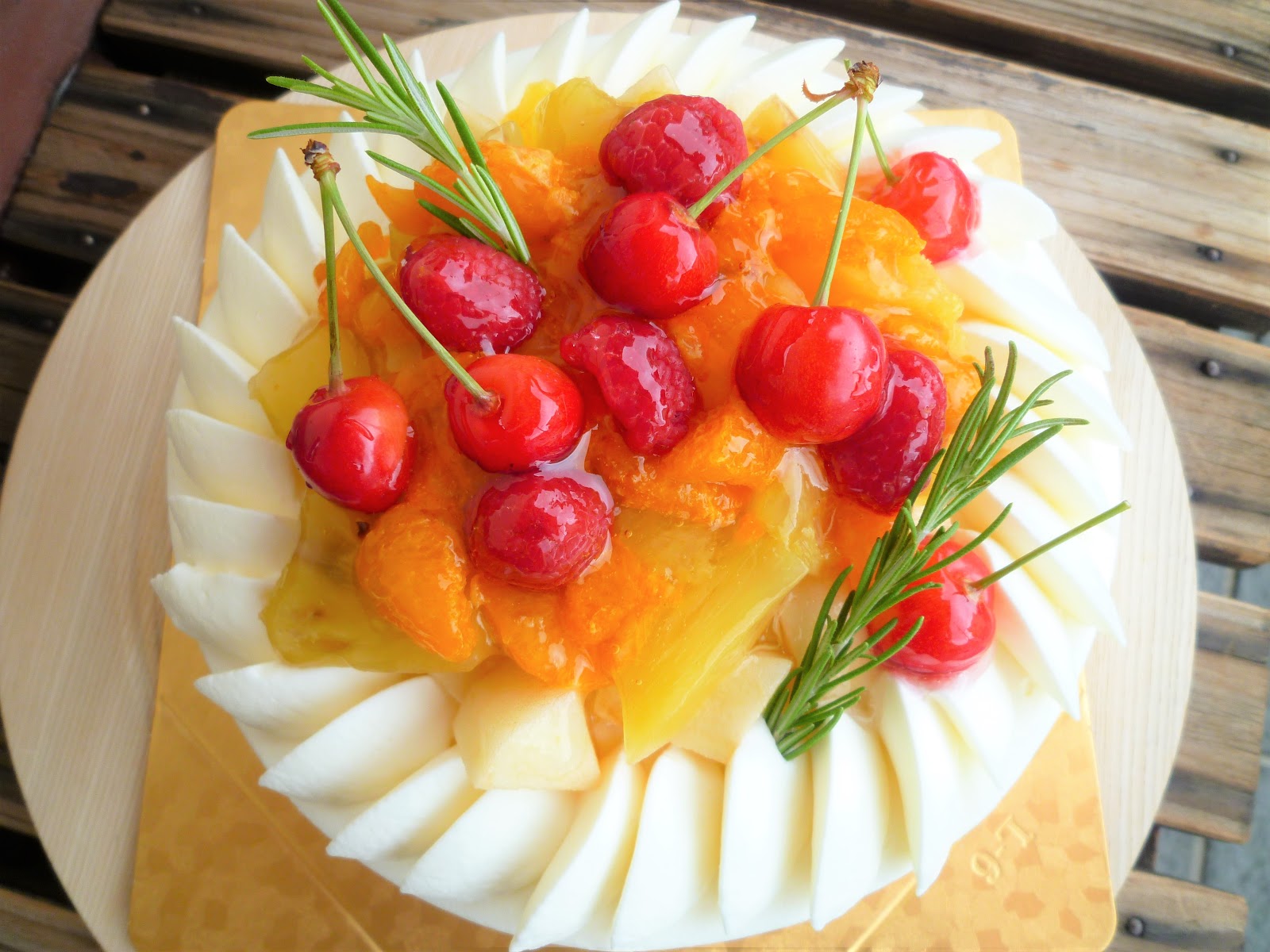 神奈川県小田原市中里のケーキ屋フロマージュのブログ メロン抜きのフルーツデコレーション