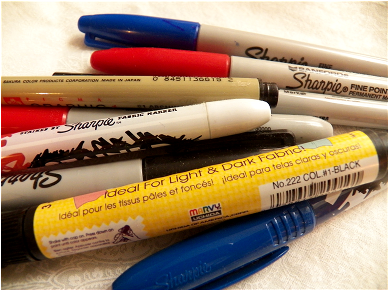 Art Threads: Monday Project - Testing Fabric Pens
