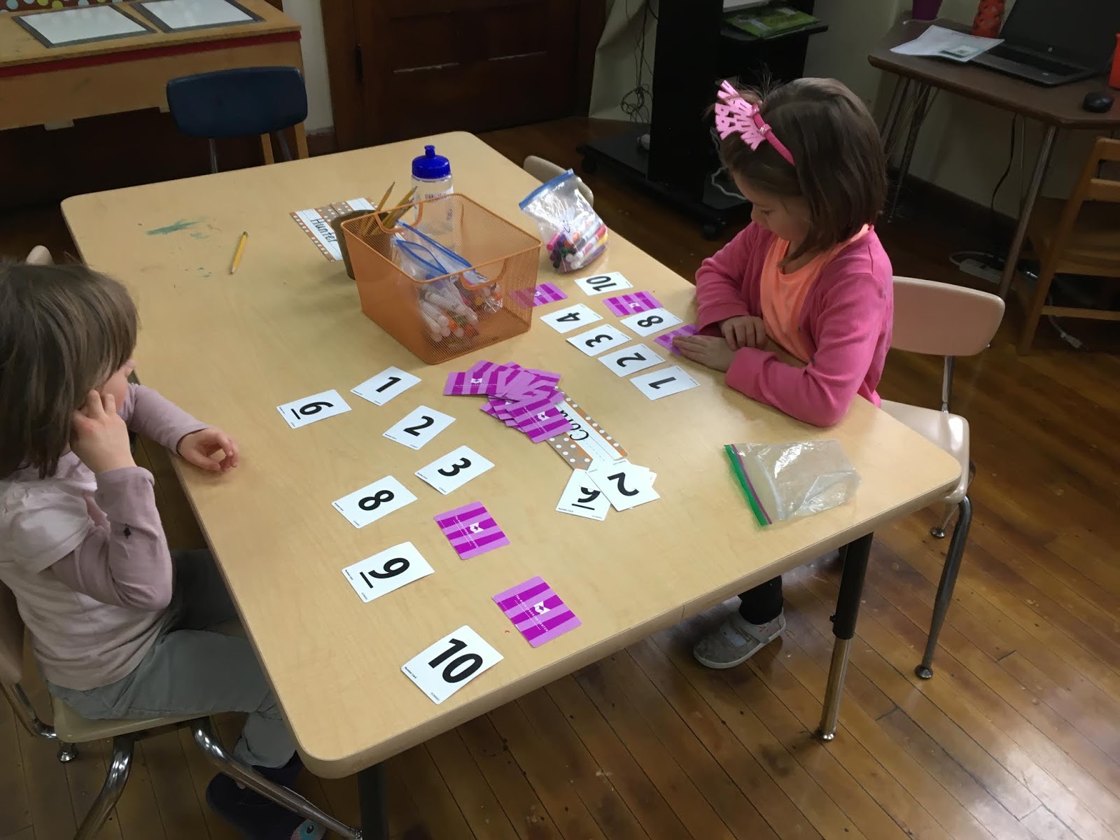 Ms. Woods' Kindergarten Class Garbage A math game to play at home