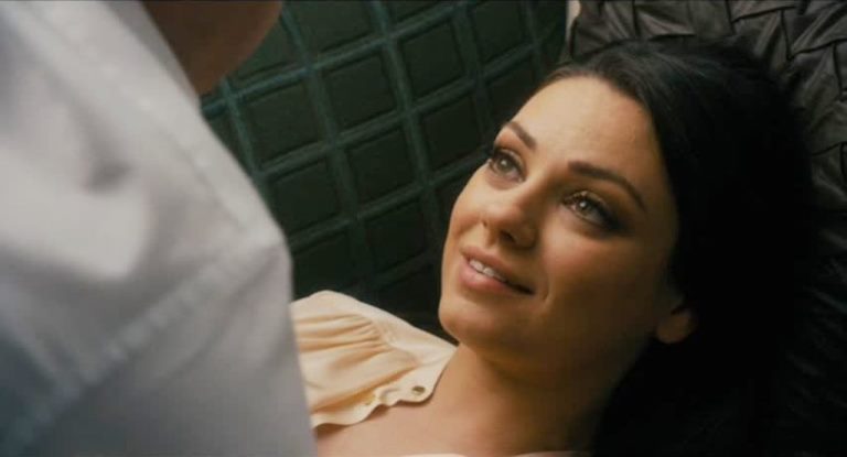 Films Et Séries Tv Avec Mila Kunis Movie and TV Cast Screencaps: Mila Kunis as Lori Collins / Ted (2012