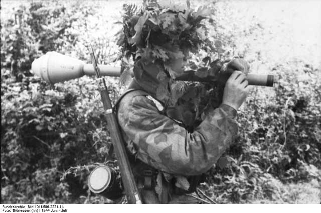 Panzerfaust, worldwartwo.filminspector.com