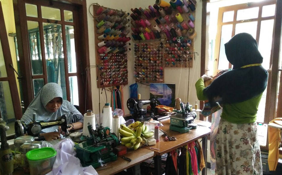 Desa Kreatif: Pemanfaatan Teknologi Informasi dalam Pengembangan Industri Kreatif Desa