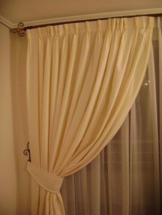 Alin Cortinaje: Cortinas Living Comedor