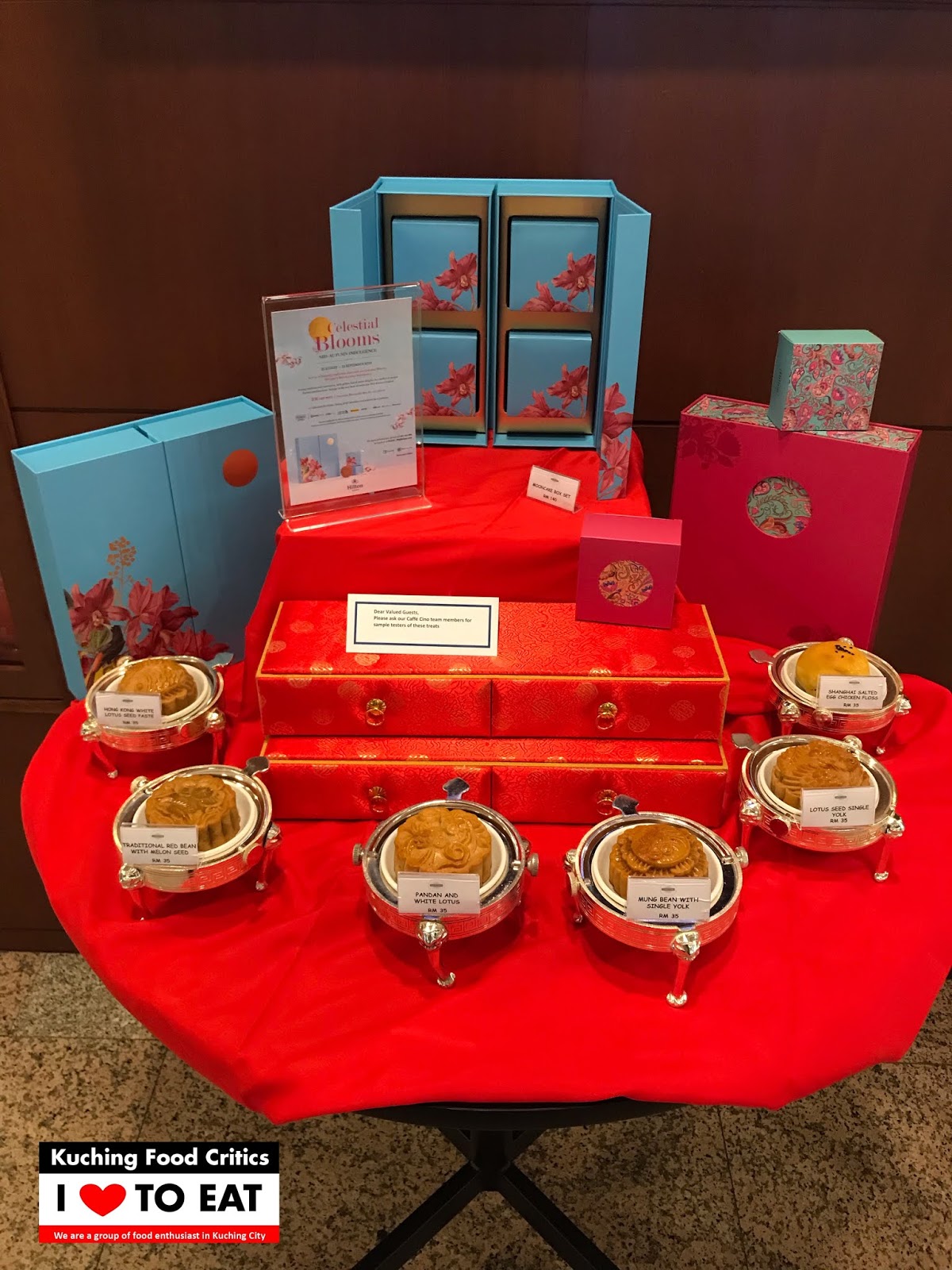 Kuching Food Critics Celestial Blooms Mooncake Gift Box 2019 Hilton