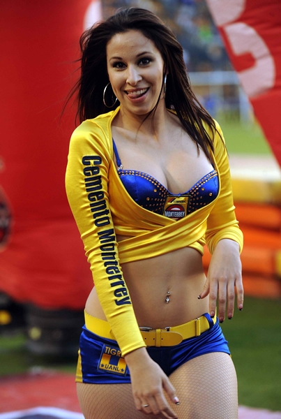 Edecanes Tigres 04/03/2012 