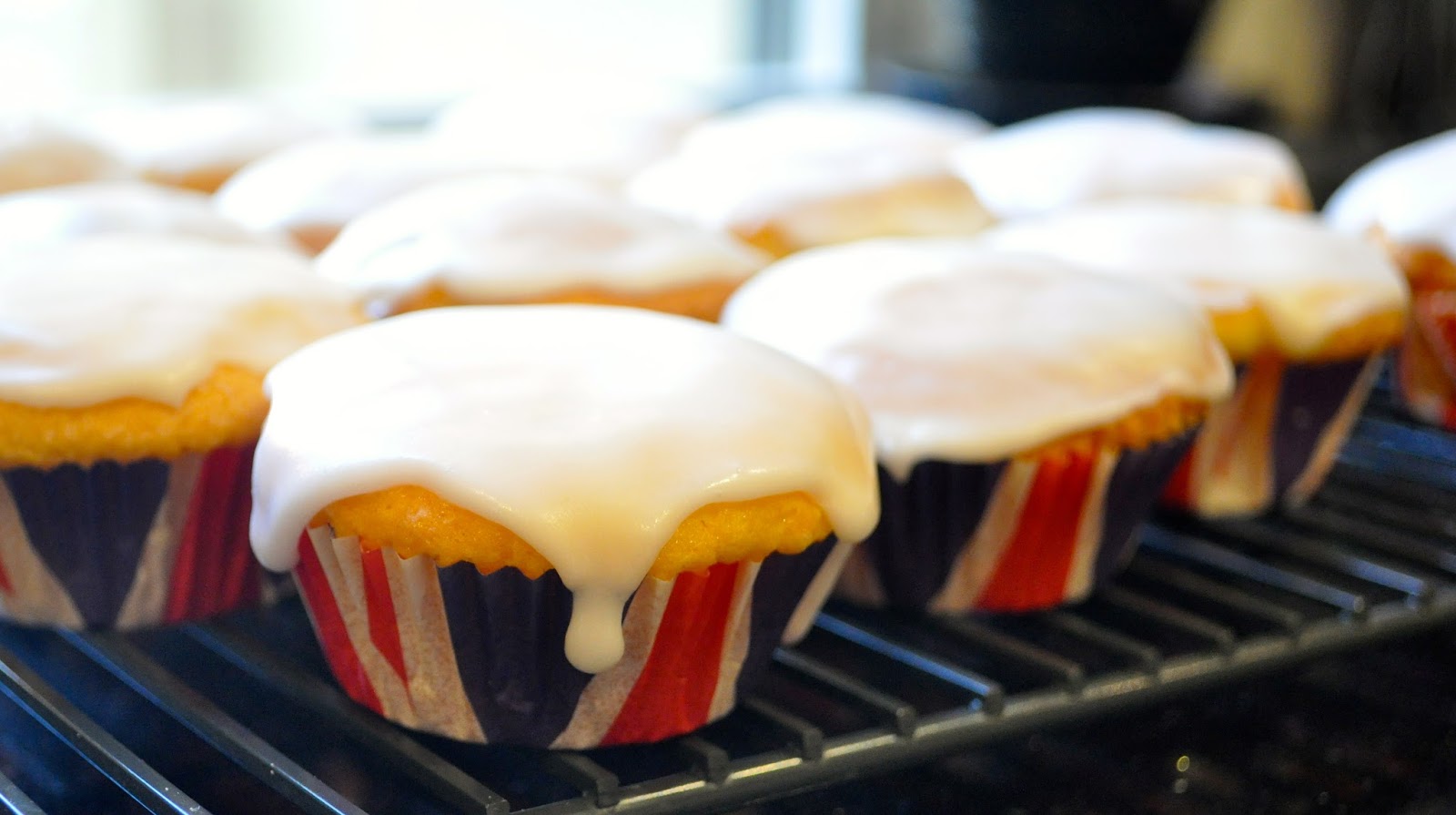 Love Gluten Free Gluten Free Patty Cakes (or Cupcakes)