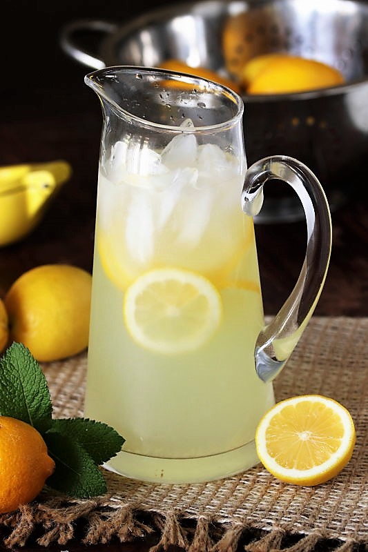 How to Make Homemade Lemonade The Kitchen is My Playground