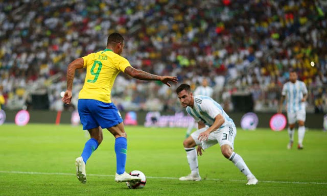Brasil vence Argentina por 2 a 0 e vai à final da Copa América