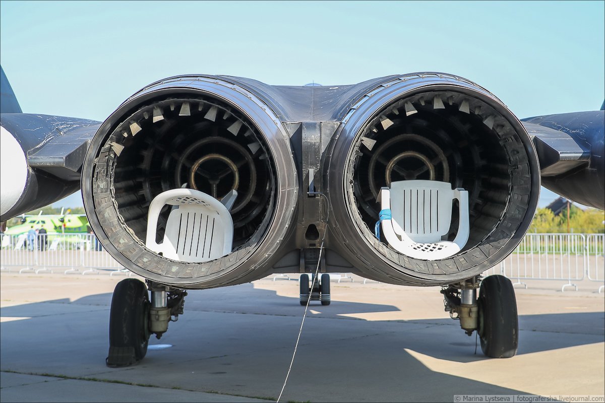 Orbit Seals 中国のws 10ジェットエンジンのアフターバーナー部は ロシアのd 30ジェットエンジン D 30f6 に似ている The Afterburner Section Of The Chinese Ws 10 Jet Engine Is Similar To The Russian D 30 Jet Engine D 30f6