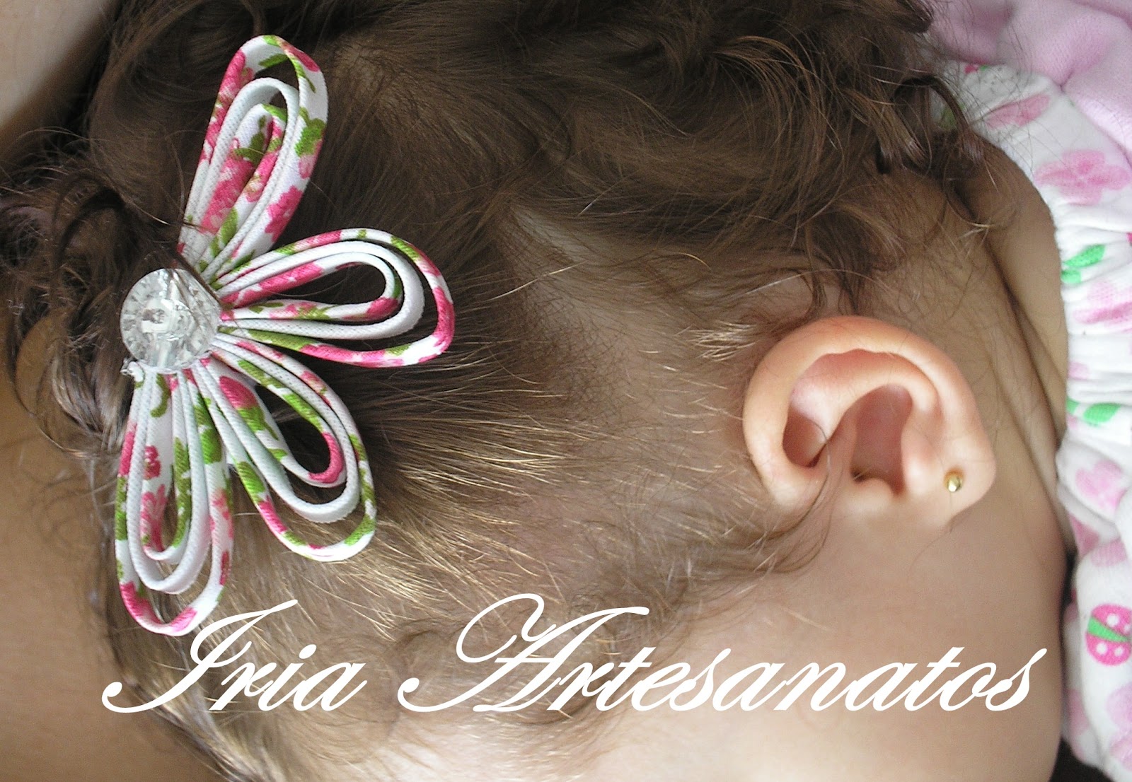 Iria Artes & Festas Tiaras de meia flor de viés