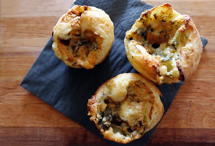 blue cheese popover muffins