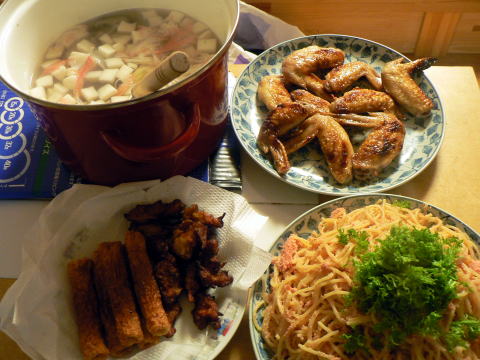 ご飯ですよ 飽きない夕食の献立 料理レシピ Cookingjj 明太子パスタとタラ野菜汁 手羽先の塩焼き 竹輪の素揚げ