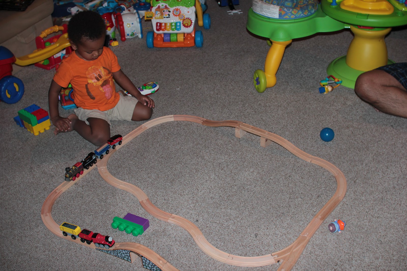 Let's Talk About Thomas (the train): Our First Train Set