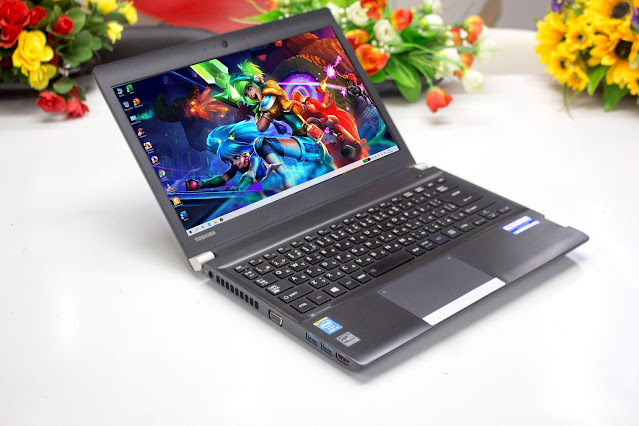 Toshiba Dynabook R734