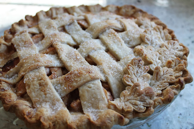 Make a beautiful and delicious apple pie with my easy food processor pie dough. Apple Pie with Food Processor Pie Crust
