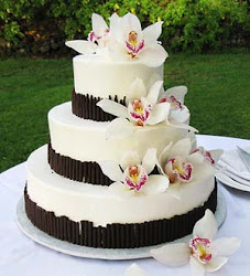 cake cakes modern designs weddings silver purple decoration simple contemporary birthday chocolate lily fondant sweet reception elegant heart themed very