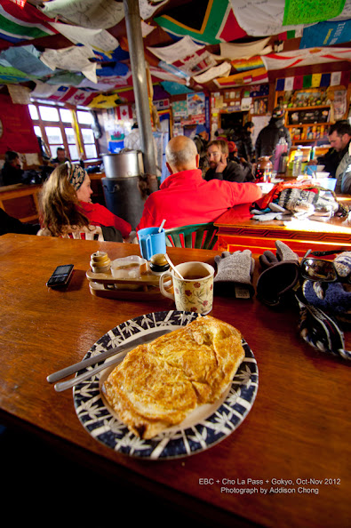 Breakfast in Gorak Shep Breakfast in Gorak Shep