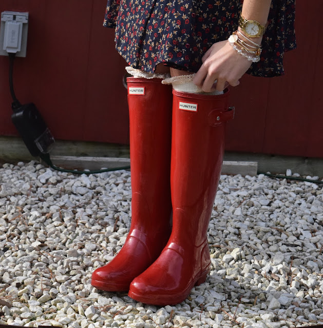 Here comes the rain and some Hunter Boots!