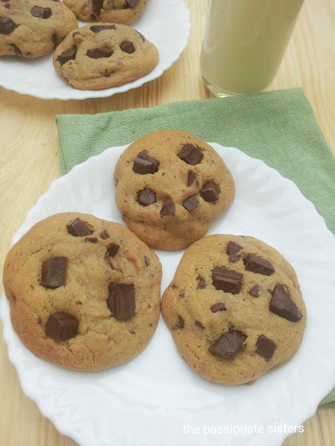 Chocolate chip cookies