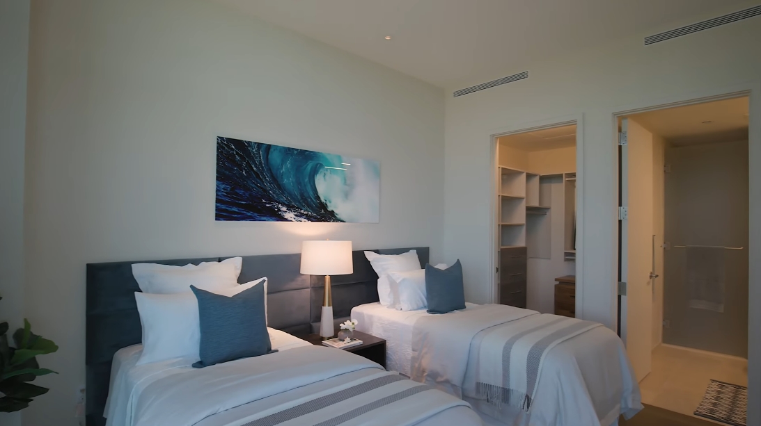 31 Interior Design Photos vs. 1388 Ala Moana Blvd #2801, Honolulu Luxury Penthouse Tour