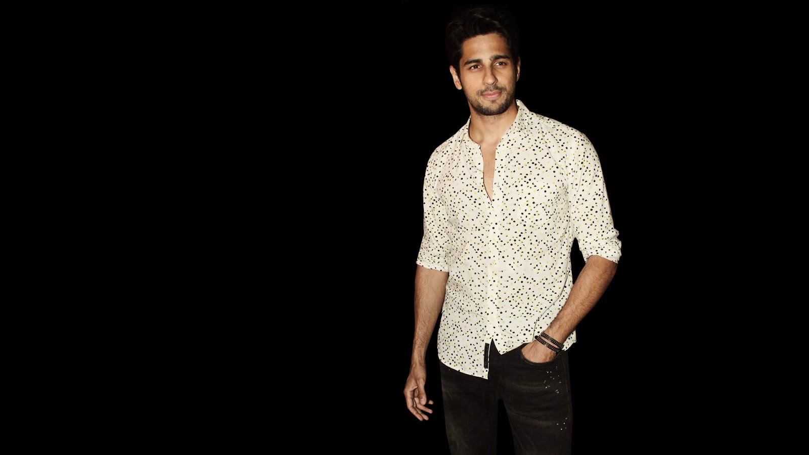 Siddharth Malhotra Wallpapers HD Download Free 1080p