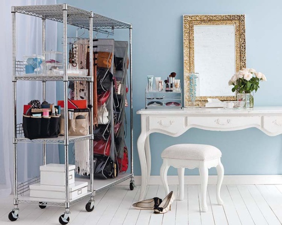 Ana se va de compras: Tocador ¿Elemento decorativo o funcional?