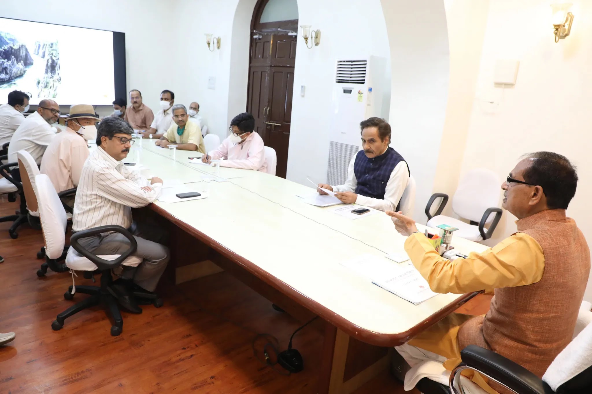 MP स्थापना दिवस…  250 कलाकारों की समवेत नृत्य- नाट्य प्रस्तुति