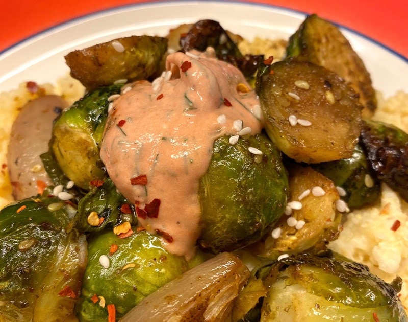 BRUSSELS SPROUTS WITH SHALLOTS AND SESAME Vegan Smak