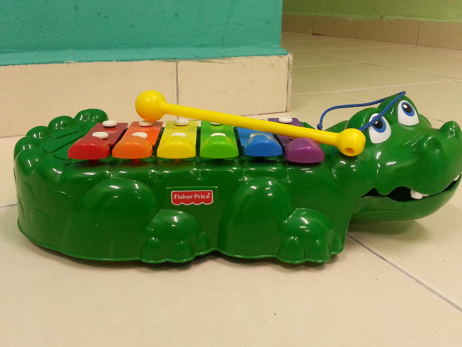 BaBY BuNDLeS Fisher Price Crocodile Xylophone