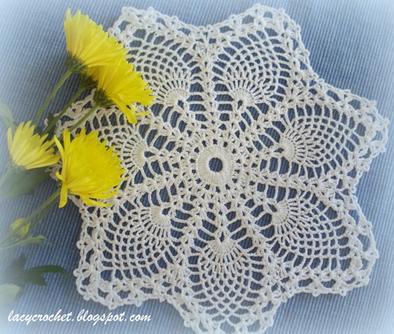 pineapples small doily