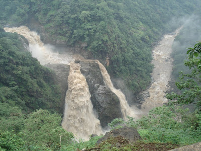  Magod Falls Tourust Destination in Bangalore