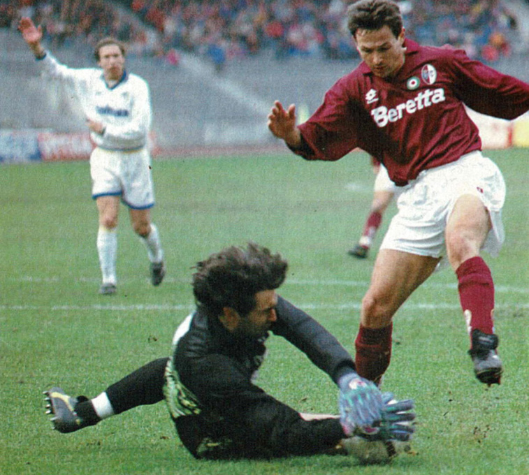 Luca Bucci il portiere che piaceva a Sacchi e che Buffon spodestò