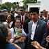 Presiden Jokowi Sapa Warga yang Memadati Silang Monas