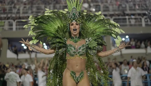 Rio de Janeiro suspende Carnaval 2021