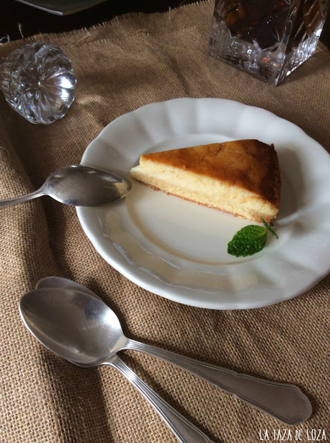 porción-de-bizcocho-y-flan