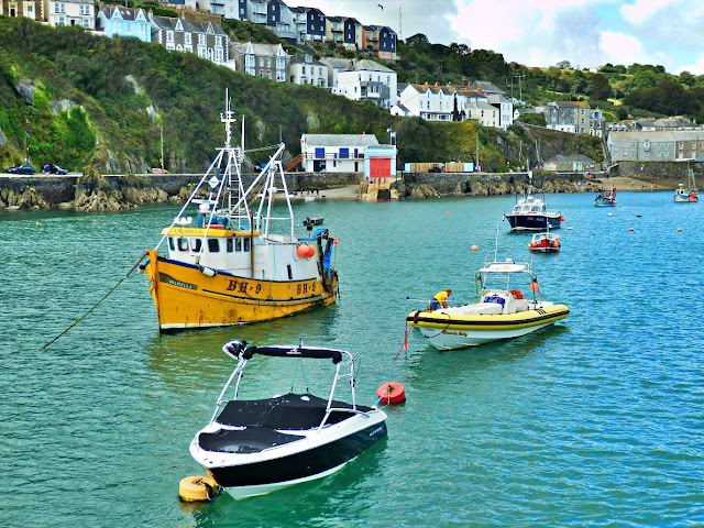 Boats in the outer harbour at Cornwall
