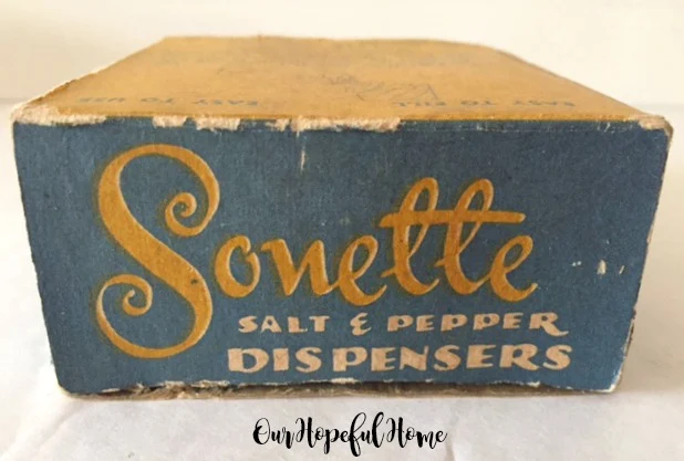 Sonette salt pepper shaker dispenser original box