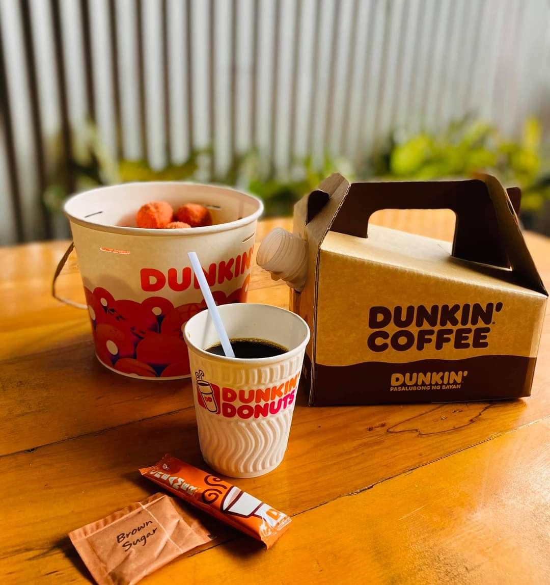 D' Coffee Box, 1 liter of coffee from Dunkin' It's More Fun With Juan