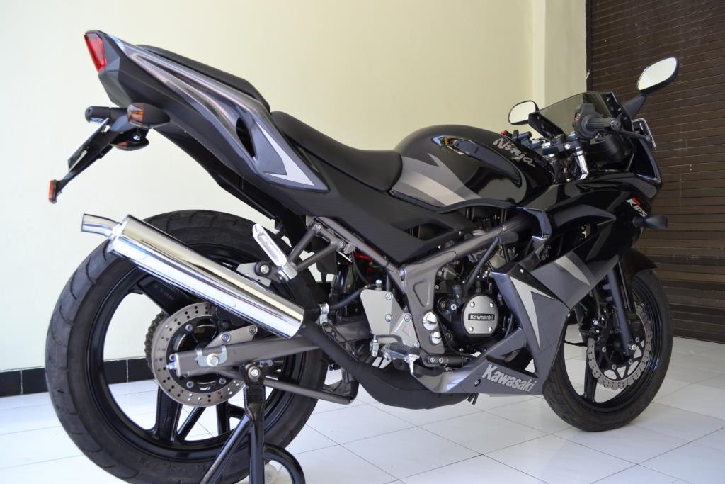 New Super Kips Kawasaki ninja 150rr Black | DhedMOTOR