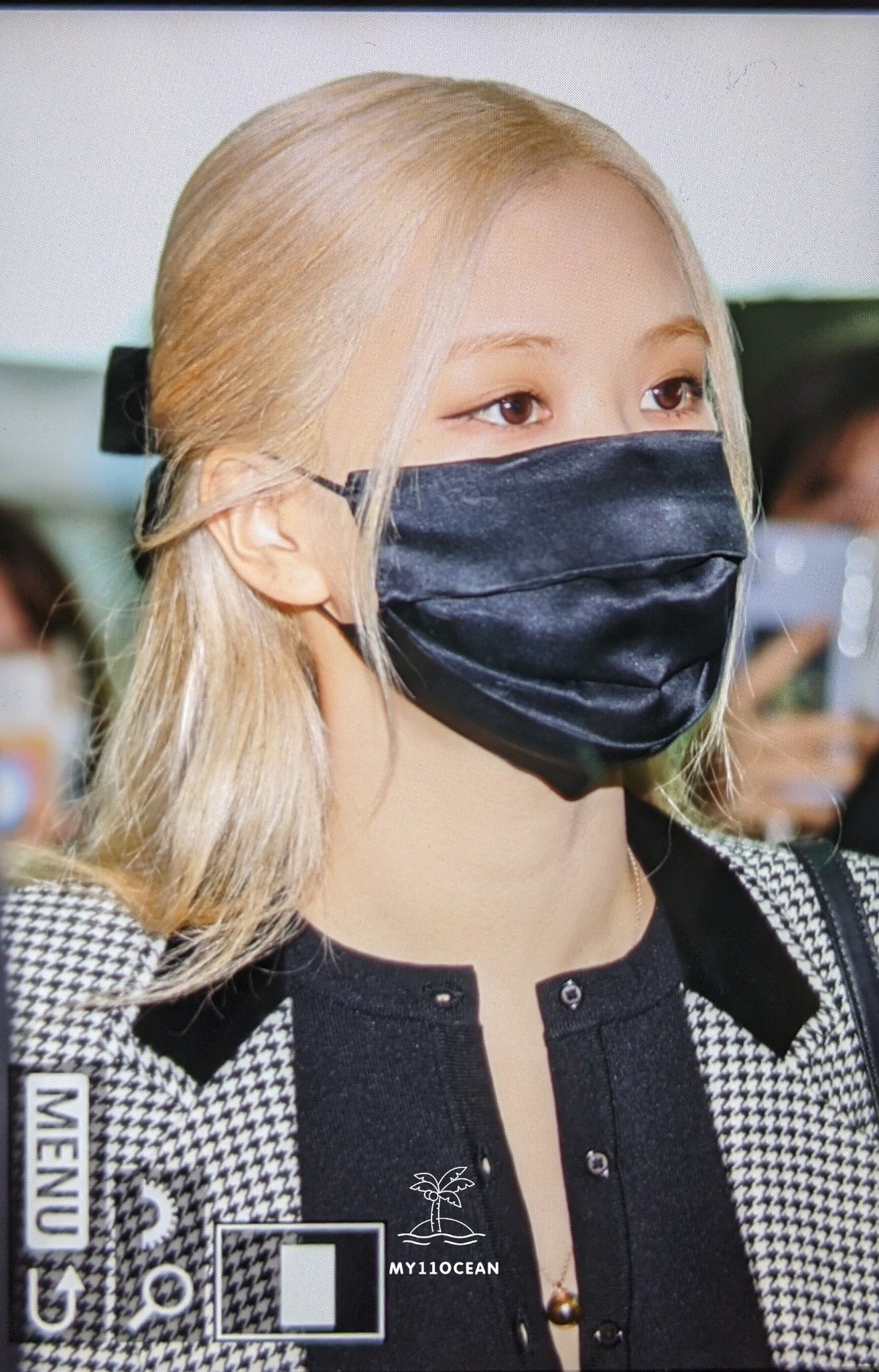 [연예] [사진]         오늘 공항출국한 귀여운 블랙핑크 로제와 지수 사진 모음 -  와이드섬