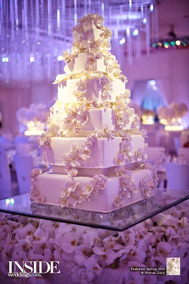 Fabulous Wedding Cake Table Ideas Using Flowers | The Wedding Blog