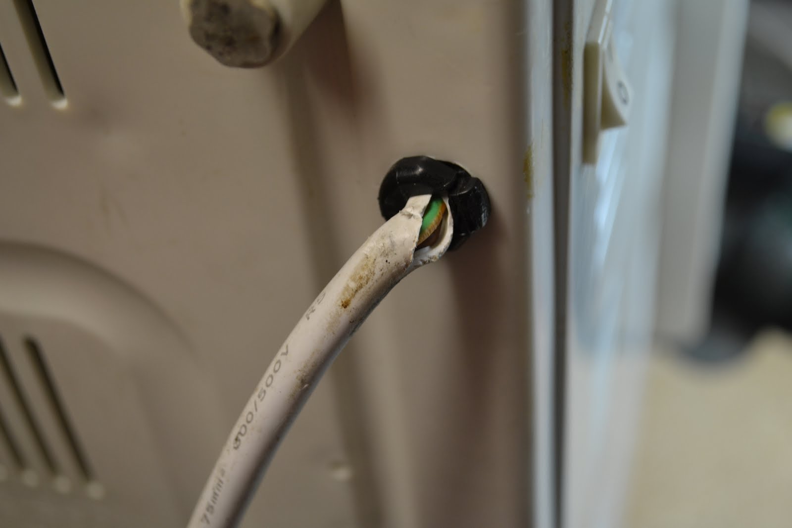 Doz' Blog Kenwood BM250 repair.... and Doz' wholemeal pizza dough recipe